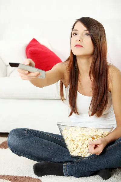 Girl watching movie — Stock Photo, Image