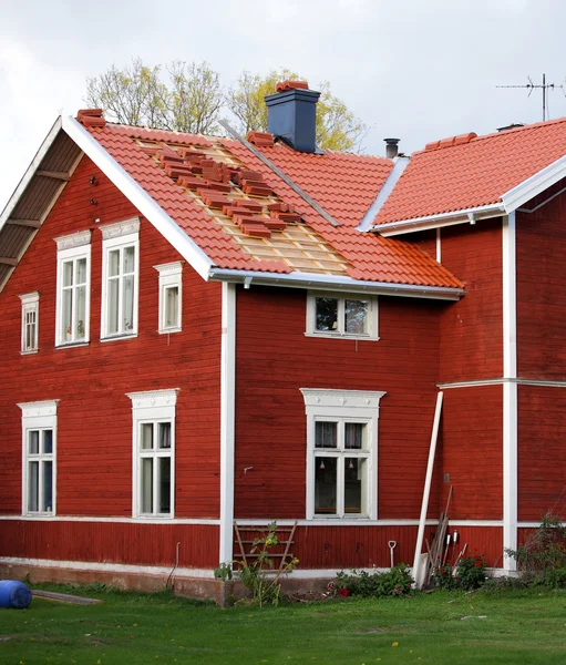 Skandynawskie drewniany domek — Zdjęcie stockowe