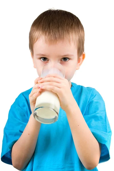 Chlapec s mléko — Stock fotografie