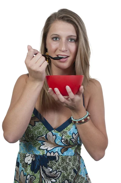Frau isst — Stockfoto