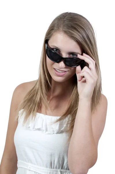 Жінка в сонцезахисні окуляри — стокове фото