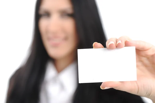 Νεαρή γυναίκα με οριζόντια bussiness κάρτα λευκό φόντο — Φωτογραφία Αρχείου