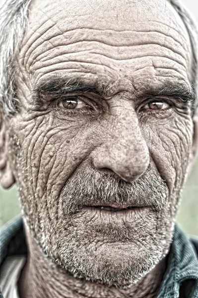 Closeup portret van oude man — Stockfoto