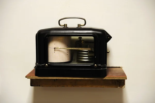 Barometar, velho equipamento de medição clássico — Fotografia de Stock