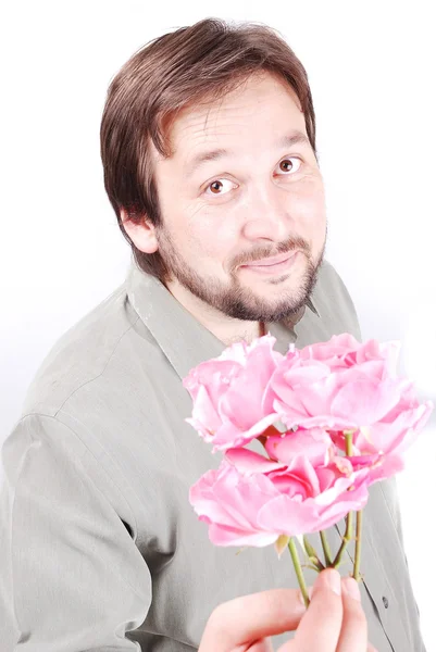 Χαριτωμένο άνθρωπος με τριαντάφυλλα — Φωτογραφία Αρχείου