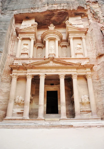 Petra, imponerande kloster i petra, Jordanien — Stockfoto