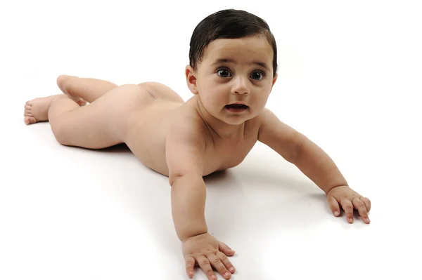 Desnudo lindo bebé aislado sobre fondo blanco —  Fotos de Stock