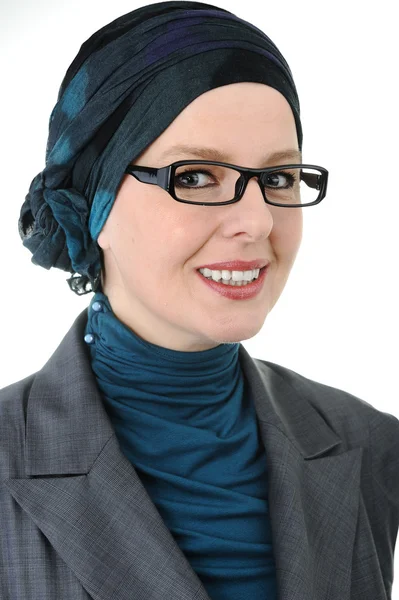 Kendinden emin ve güzel Avrupa Müslüman kadın — Stok fotoğraf