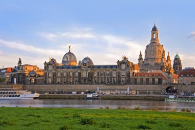 Dresden frauenkirche clipart