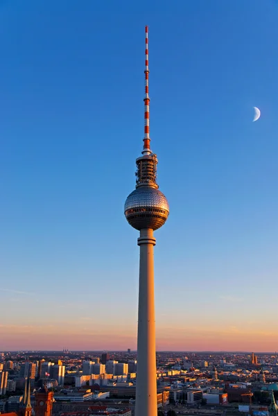 베를린 텔레비전 탑 — 스톡 사진