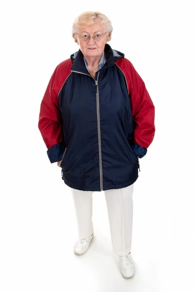 Starší žena v rainjacket — Stock fotografie