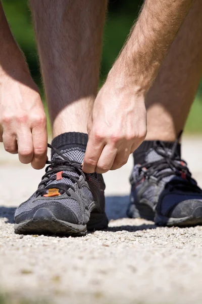 Trail running e scarpe sportive — Foto Stock