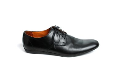 siyah ayakkabı