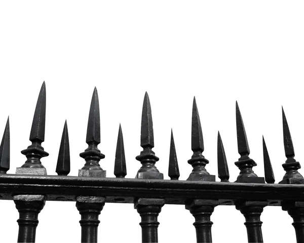 美しい古い鉄のフェンス — ストック写真