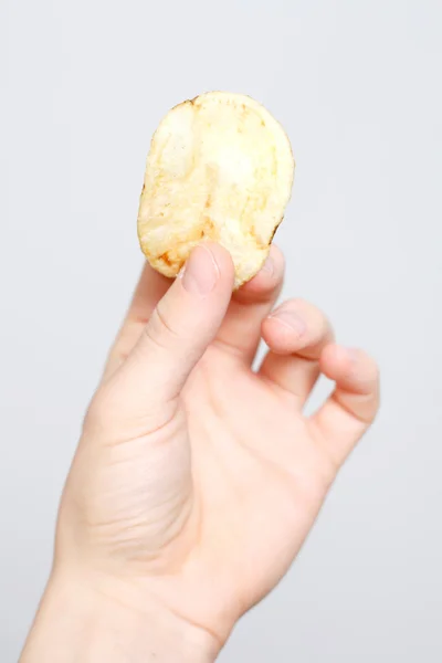 Eine Handvoll Chips — Stockfoto