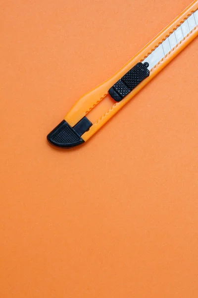 Нож для бумаги — стоковое фото