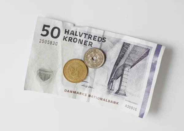 Датские монеты и банкнота — стоковое фото