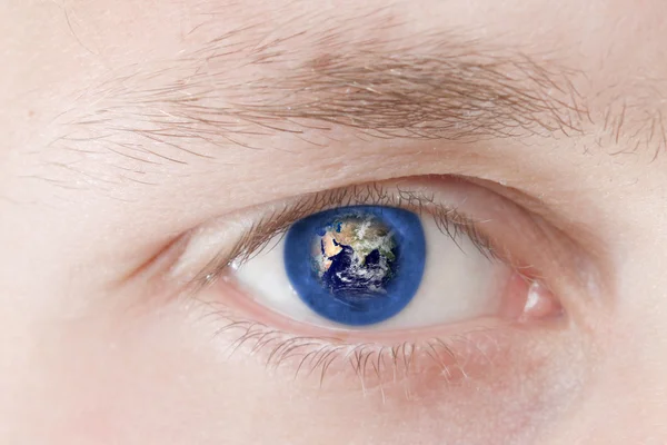 The world in one eye — Stock Photo, Image