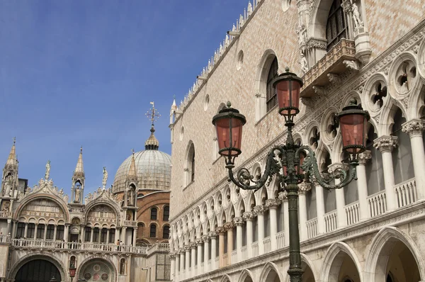 Dodge a palota és a bazilika, Velence, Olaszország — Stock Fotó