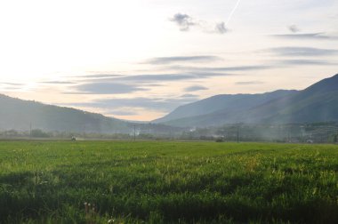 Doğada güzel bir gün batımı