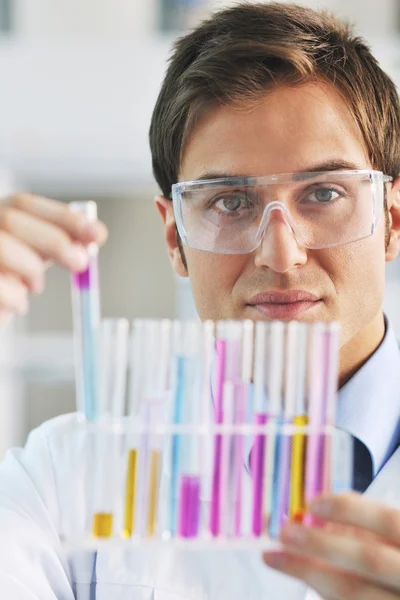 Doctor scientist in labaratory — Stock Photo, Image