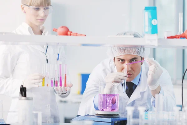 Fényes laboratóriumi tudomány — Stock Fotó