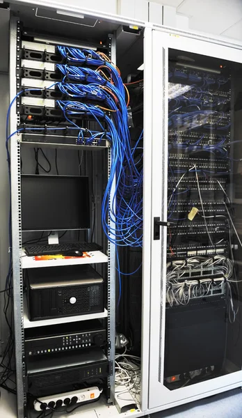 Routers de sala de servidores de red — Foto de Stock