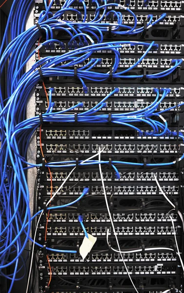 Routers de sala de servidores de red — Foto de Stock