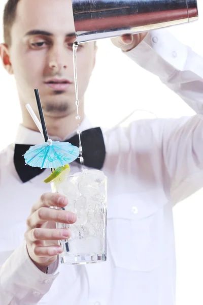 Pro barmana przygotować koktajl napój na imprezie — Zdjęcie stockowe