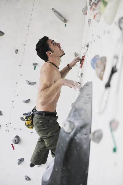 Tırmanma adam egzersiz spor — Stok fotoğraf