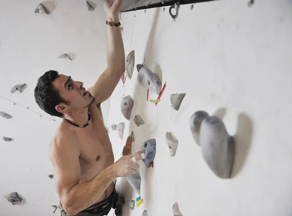Tırmanma adam egzersiz spor — Stok fotoğraf
