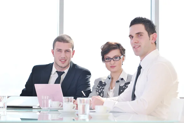 Grupo de trabalho na reunião — Fotografia de Stock