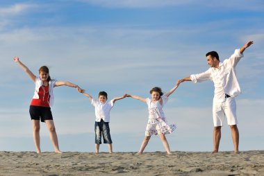 aile ev işaret gösteren Beach