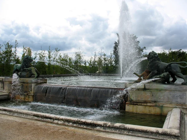 凡尔赛宫公园 — 图库照片