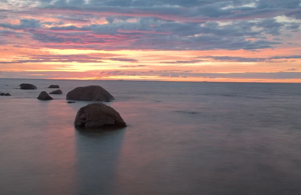 Океан червоний захід сонця — стокове фото