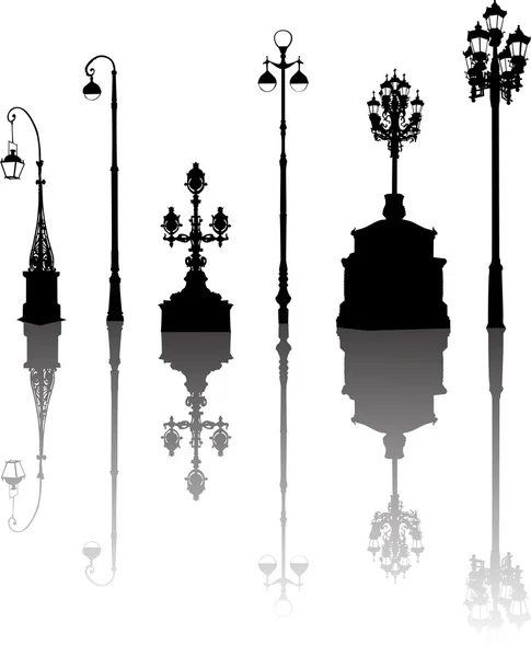 Шесть уличных фонарей с отражениями — стоковый вектор