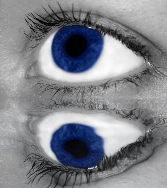 Blauw oog reflectie — Stockfoto