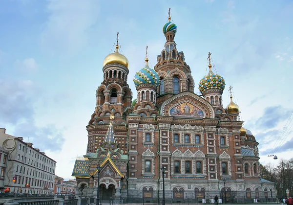Cihla ortodoxní katedrála — Stock fotografie