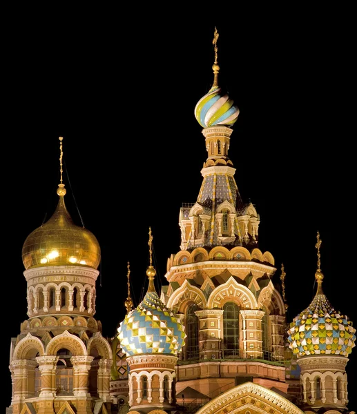 Православная церковь изолирована от черного — стоковое фото