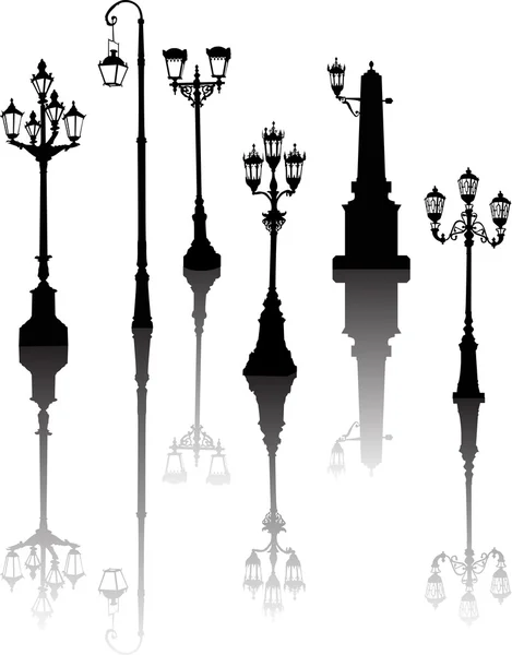 Шість вуличних ліхтарів і відображень — стоковий вектор