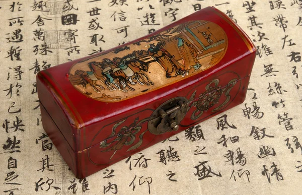 Caja de madera china — Foto de Stock