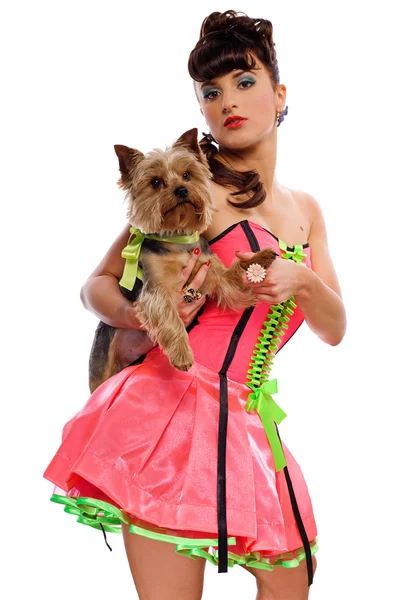 Pin up menina com um cão — Fotografia de Stock