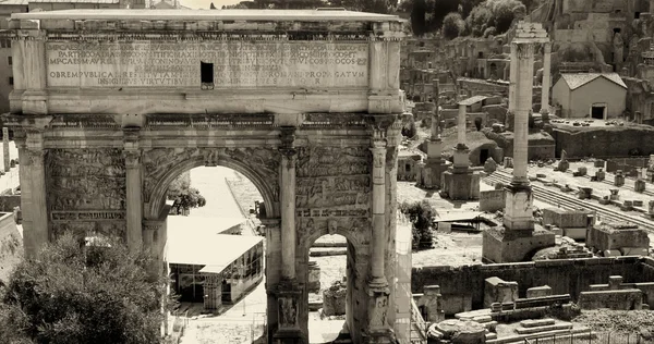 Rzymskie forum w Rzymie, Włochy — Zdjęcie stockowe