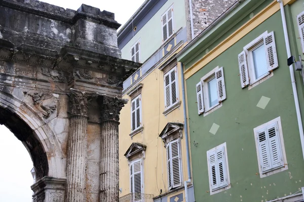 Kemer sergius (Roma kapısı) Pula, Hırvatistan — Stok fotoğraf