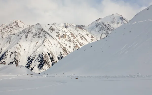 雪の山 — ストック写真