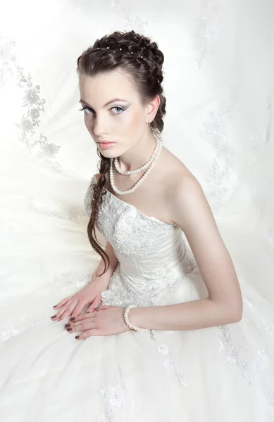 Very beautiful bride — Stock Photo, Image