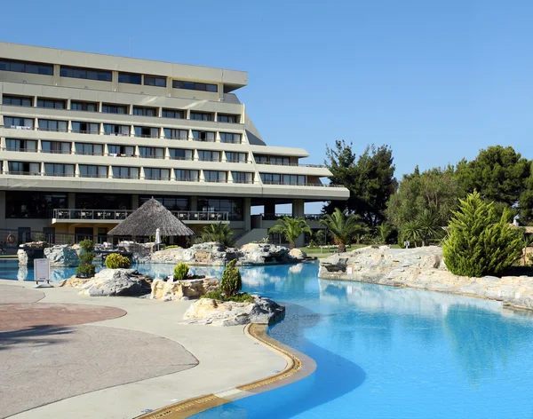 Swimming pool Porto Carras Greece — Stock Photo, Image