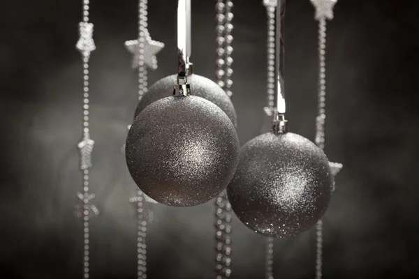 Bombki choinkowe srebrny — Zdjęcie stockowe