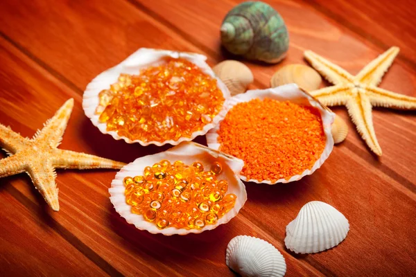Aromaterapie - koupelová sůl a shell — Stock fotografie