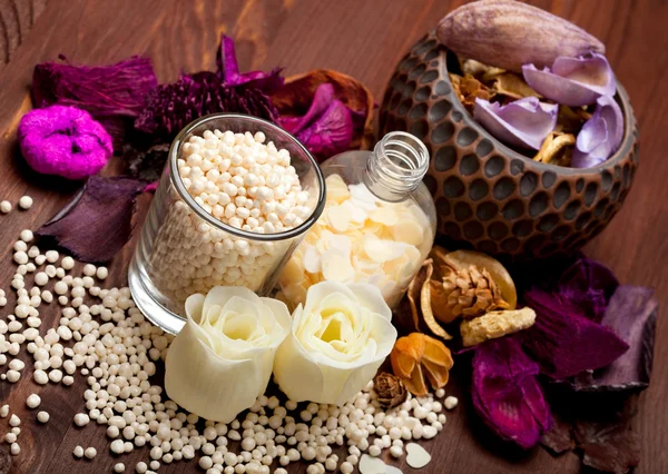 Aromaterapi - badsalt — Stockfoto